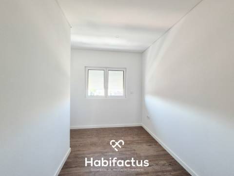 Apartamento T4 remodelado centro de Viseu