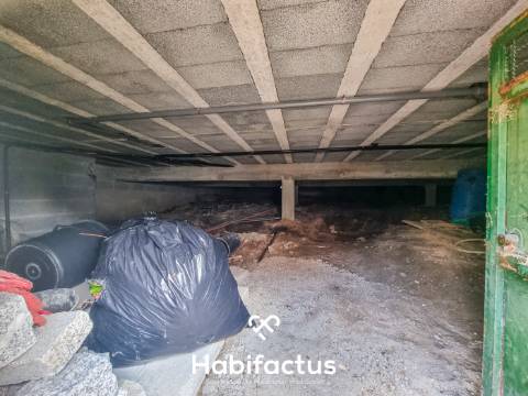 Moradia T5 para venda em Penedono.