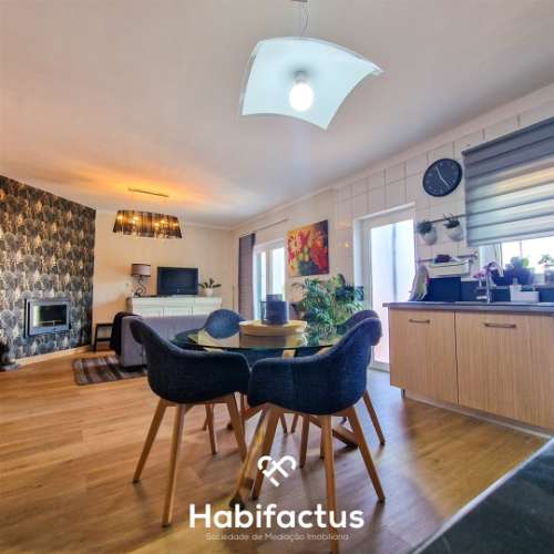 Moradia T4 em banda em Viseu