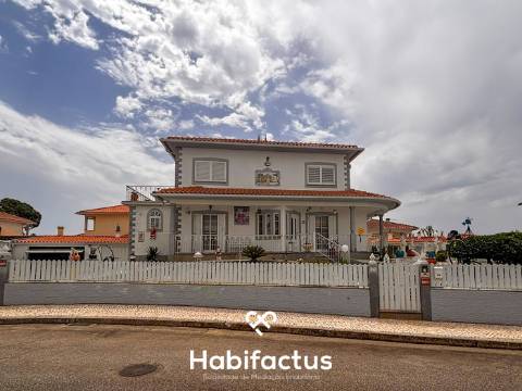 Moradia T5 de Sonho a 2 Minutos do Centro de Mangualde