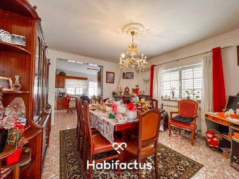 Moradia T5 de Sonho a 2 Minutos do Centro de Mangualde