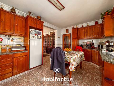 Moradia T5 de Sonho a 2 Minutos do Centro de Mangualde