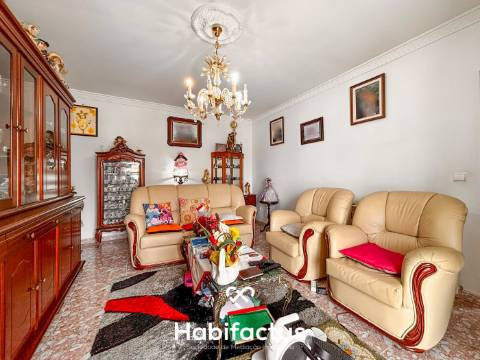 Moradia T5 de Sonho a 2 Minutos do Centro de Mangualde