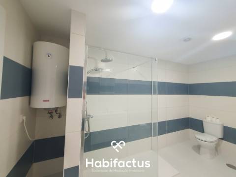 Prédio á venda com 3 apartamentos em Paranhos da Beira - Seia - Guarda.