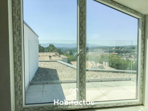 Apartamento T3 +2 Duplex Exclusivo em Zona Nobre da cidade de Viseu