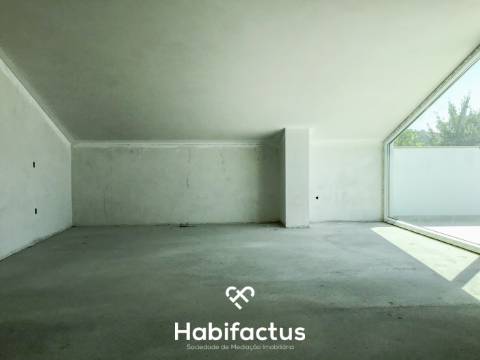 Apartamento T3 +2 Duplex Exclusivo em Zona Nobre da cidade de Viseu