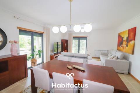 Moradia V4 Isolada com Jardim e Vista Panorâmica – Em Couto de Cima- Viseu