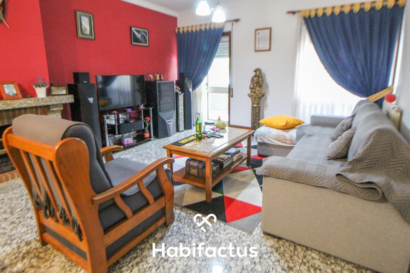 Apartamento T3 com excelentes áreas a 5 m centro de Viseu