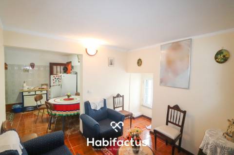 Moradia T2 em obras de remodelação em Viseu