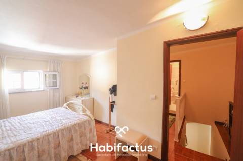 Moradia T2 em obras de remodelação em Viseu