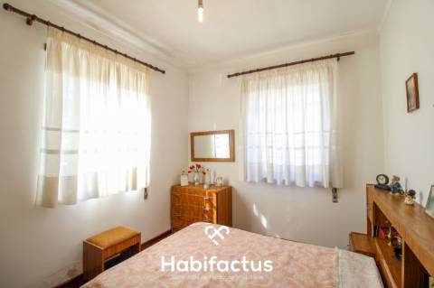 Moradia T4 no Centro de Tondela