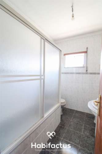 Moradia T4 no Centro de Tondela