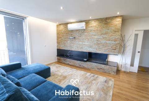 Apartamento T3+2 com Varandas e Terraço em Viseu