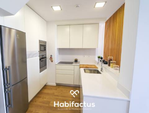 Apartamento T3+2 com Varandas e Terraço em Viseu