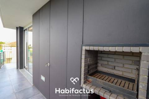 Apartamento T3+2 com Varandas e Terraço em Viseu