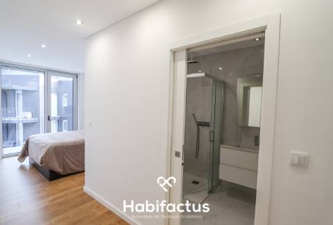 Apartamento T3+2 com Varandas e Terraço em Viseu