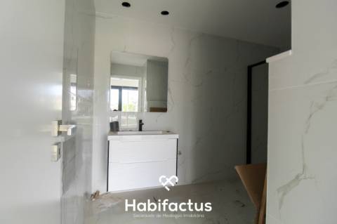 Moradia em Banda T3 Venda em Campo,Viseu