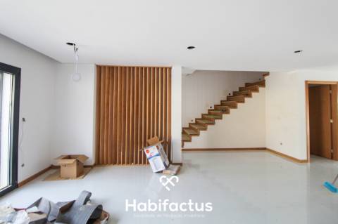 Moradia Banda Nova para Venda Viseu