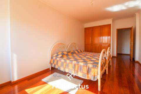 Apartamento Duplex T3 com 6 Quartos - Centro Viseu