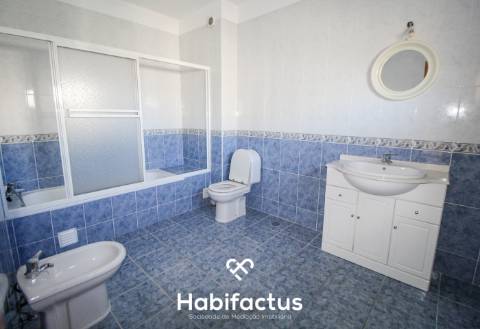 Apartamento Duplex T3 com 6 Quartos - Centro Viseu