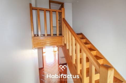 Apartamento Duplex T3 com 6 Quartos - Centro Viseu