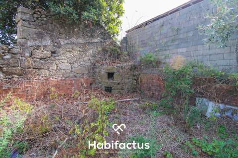 Moradia em Pedra com Potencial Ilimitado em Tondela