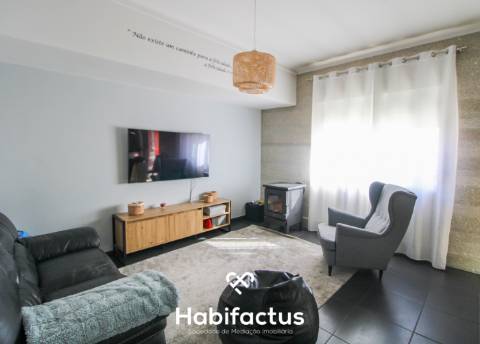 Apartamento T2+1 Remodelado | Centro de Viseu