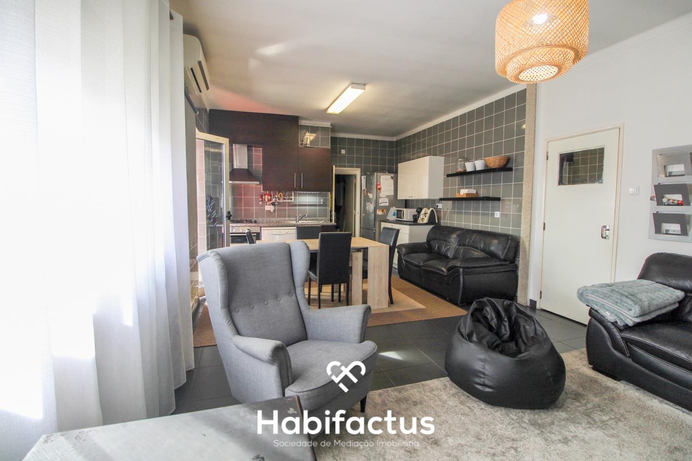 Apartamento T2+1 Remodelado | Centro de Viseu