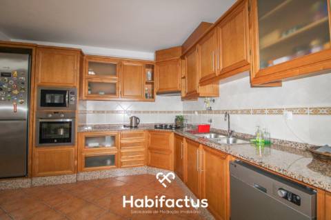 Moradia Geminada T4 com Jardim em Viseu