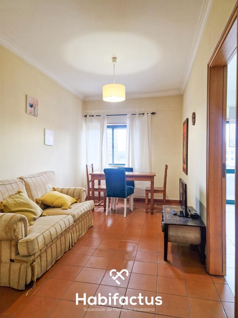 Apartamento T1 a 1 minuto a pé do Rossio - Viseu