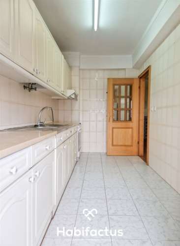 Apartamento T1 a 1 minuto a pé do Rossio - Viseu