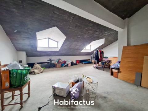 Apartamento T1 a 1 minuto a pé do Rossio - Viseu