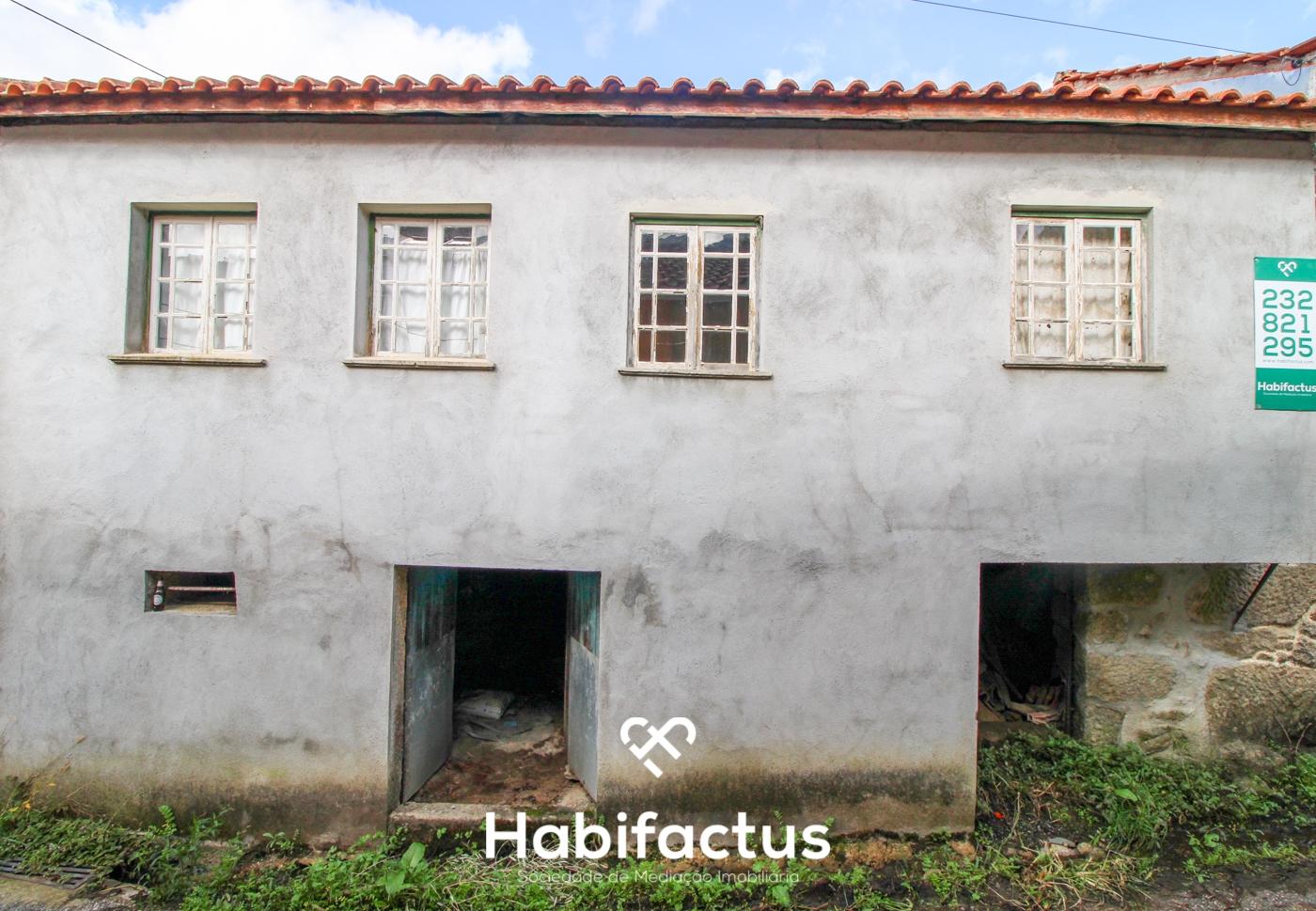 Moradia para Restaurar em Castelões - Tondela