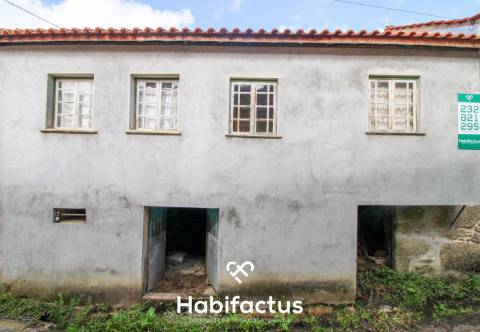 Moradia para Restaurar em Castelões - Tondela