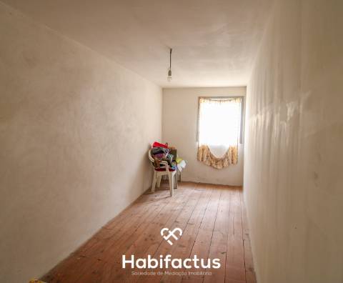 Moradia para Restaurar em Castelões - Tondela