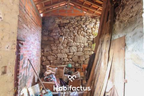 Moradia para Restaurar em Castelões - Tondela