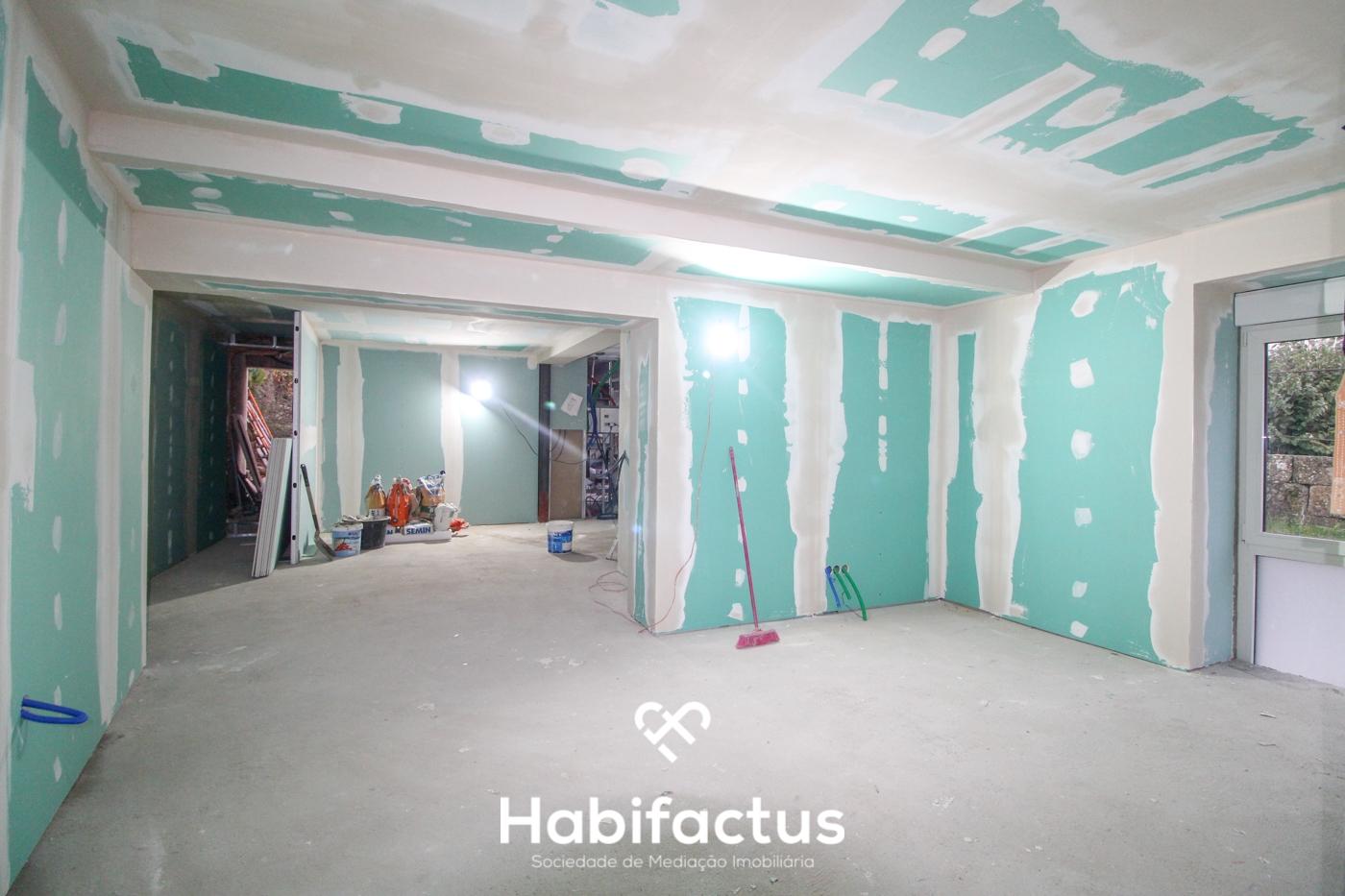 Moradia Isolada T3 com Terreno - Viseu