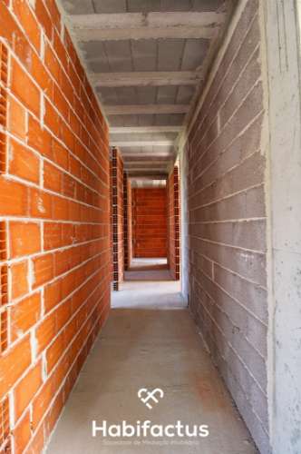 Moradia isolada T4 em construção, em Rebordinho - Viseu