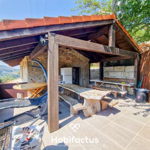 Quinta para venda em Povolide