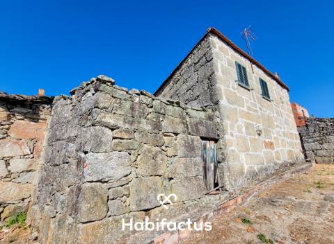 Moradia em Pedra – Moinhos, Senhorim | Nelas