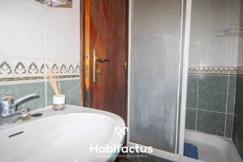 Moradia T3 para Remodelar à venda em Silgueiros - Viseu