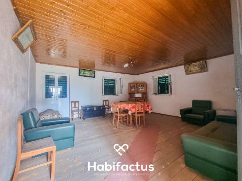 Quinta para venda na histórica Vila de Penedono.