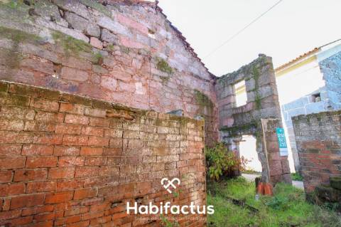 Moradia T4 em pedra - Tondela