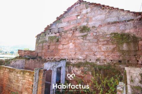 Moradia T4 em pedra - Tondela