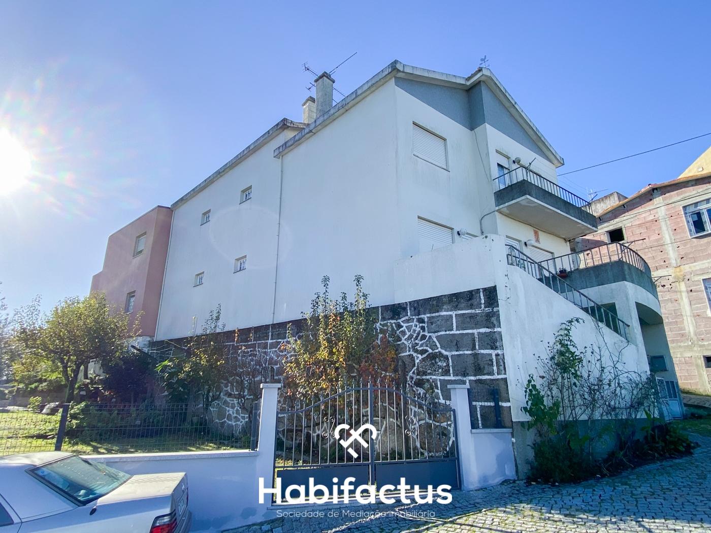 Moradia para venda com Dois Andares Independentes no Centro de Mangualde – Viseu - Ideal para Invest