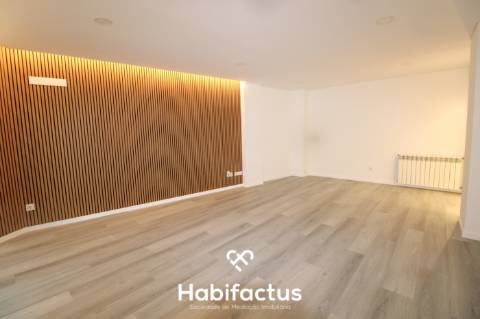 Apartamento T3 totalmente remodelado junto ao centro de Viseu