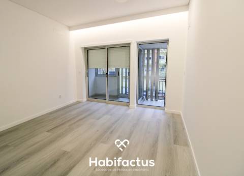 Apartamento T3 totalmente remodelado junto ao centro de Viseu