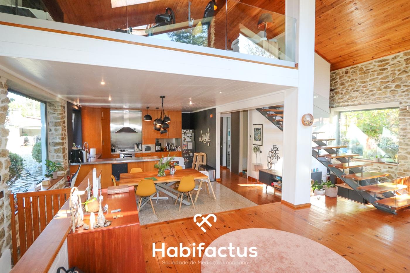 Moradia Isolada T3+1 com terreno 1490 m2 de terreno - Viseu