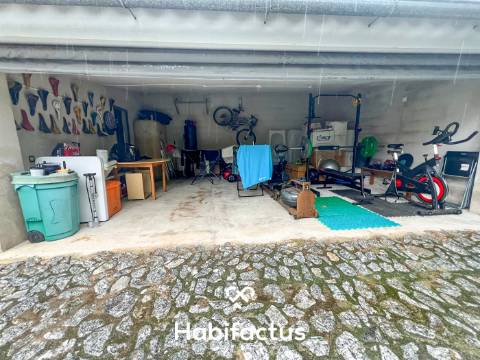 Moradia Isolada T3+1 com terreno 1490 m2 de terreno - Viseu