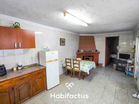 Moradia Isolada T2+1 a 15 Minutos do Centro de Viseu